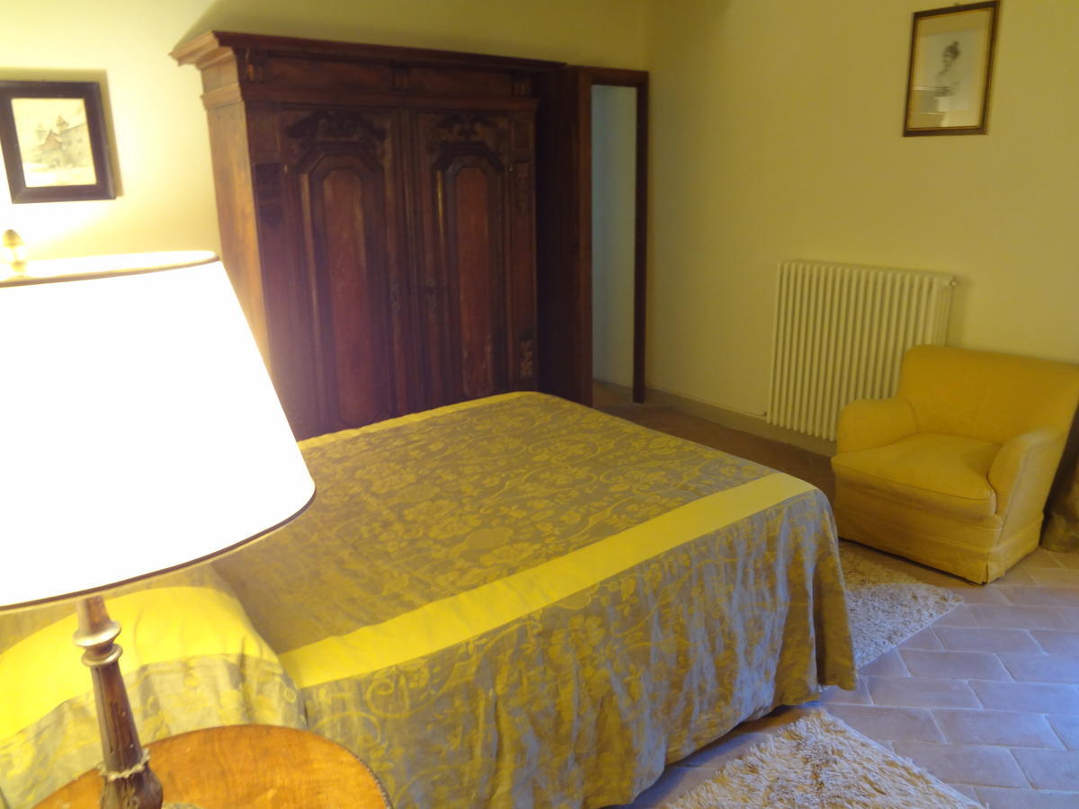 Castello Di Magrano Guest House Carbonesca Exterior photo