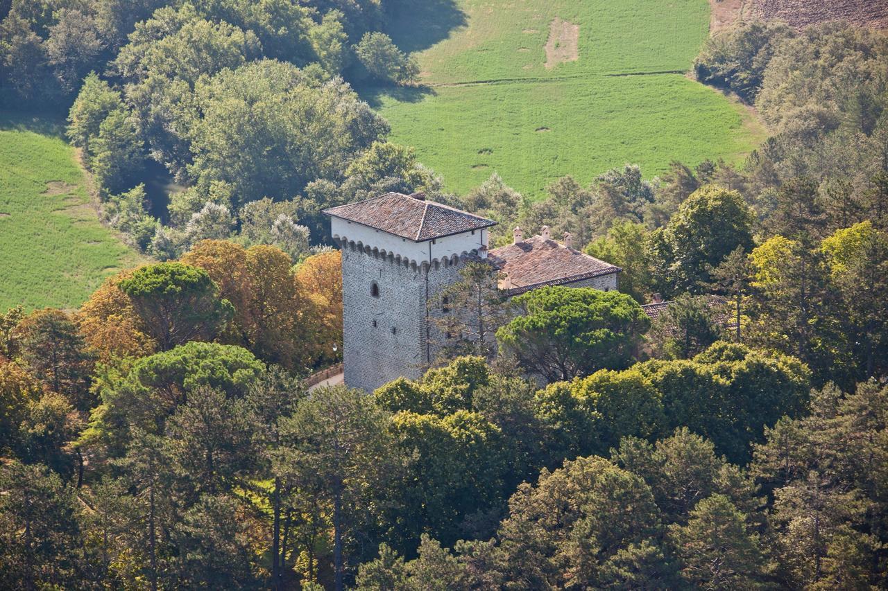 Castello Di Magrano Guest House Carbonesca Exterior photo